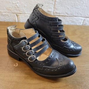 John Fluevog black leather Mary Jane shoes  silver buckle brogue 6 Vintage VTG
