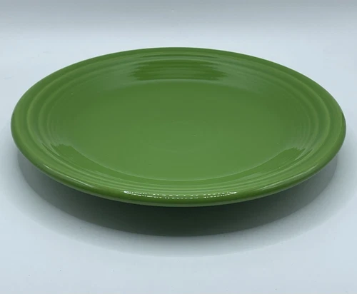 SALAD PLATE shamrock green HOMER LAUGHLIN FIESTA 7 1/4 " Gently Used