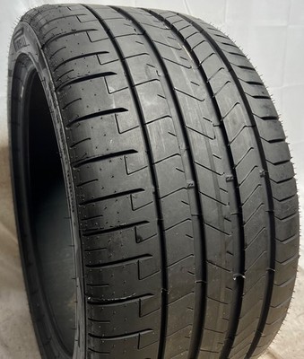 1 - TAKEOFF 305/35ZR20 XL (107Y) Pirelli P Zero PZ4 - 7047 NO REPAIRS