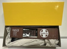 Accurail HO Scale Santa Fe 50' AAR Double Door Box Car Kit #6869