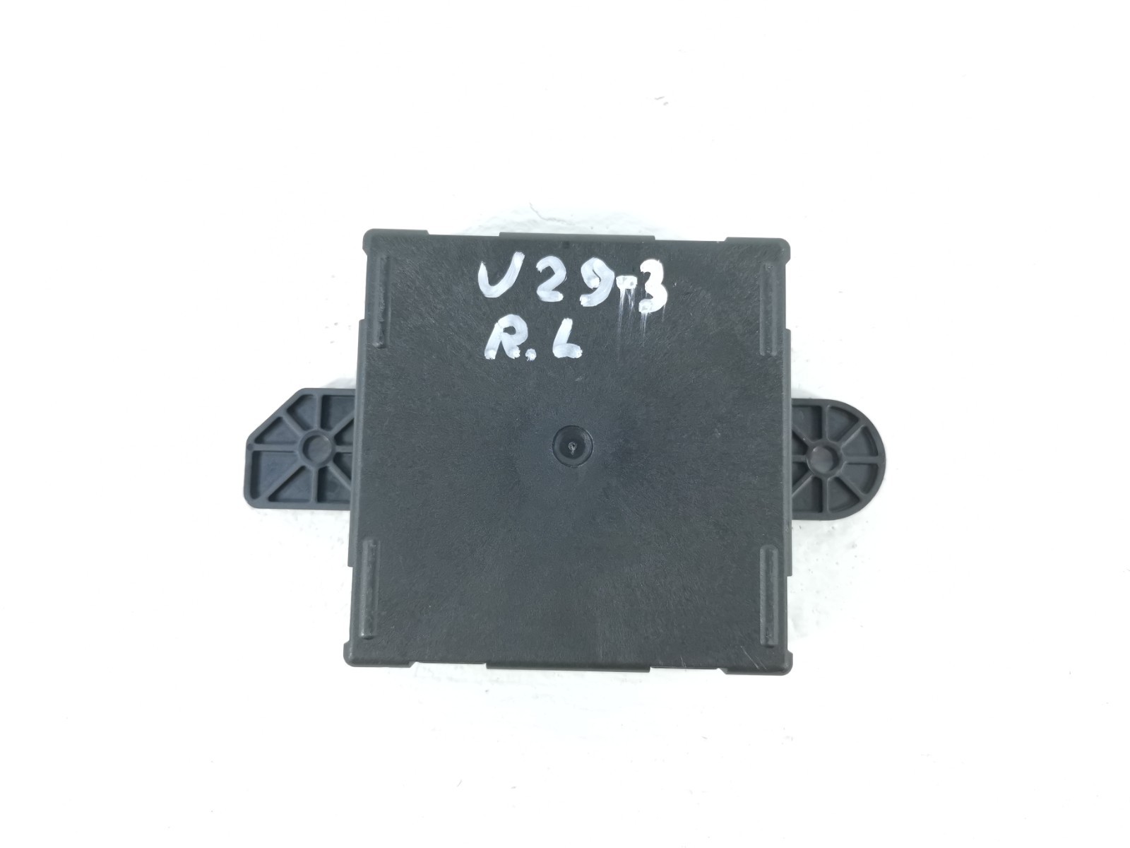 Maserati Ghibli S 3.0 Q4 2015  Rear Left Door Control Module 52851641AC OEM