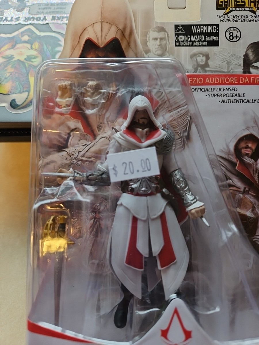 2011 ASSASSINS CREED BROTHERHOOD Ezio Auditore Da Firenze 4