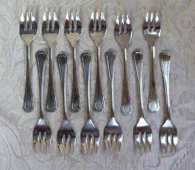 12 Fourchettes À Dessert En Métal Argenté Style Art Déco