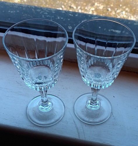 VINTAGE 70s 80s LUMINARC FRANCE ' LANCER ' PATTERN GLASSES X 9 - Picture 5 of 7