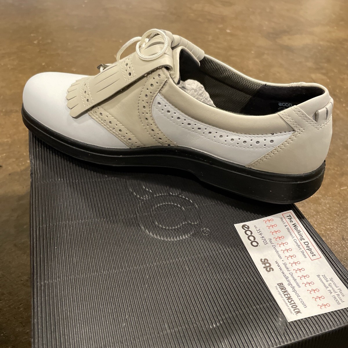 Ecco Gore-Tex Golf Shoes Leather Kilty Womens Size 42 US 11 Tan