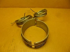 HEATRON EMI CORP EMD42T3-2-700 HEATER BAND 240VAC 700W 4 1/2" DIA. NOS