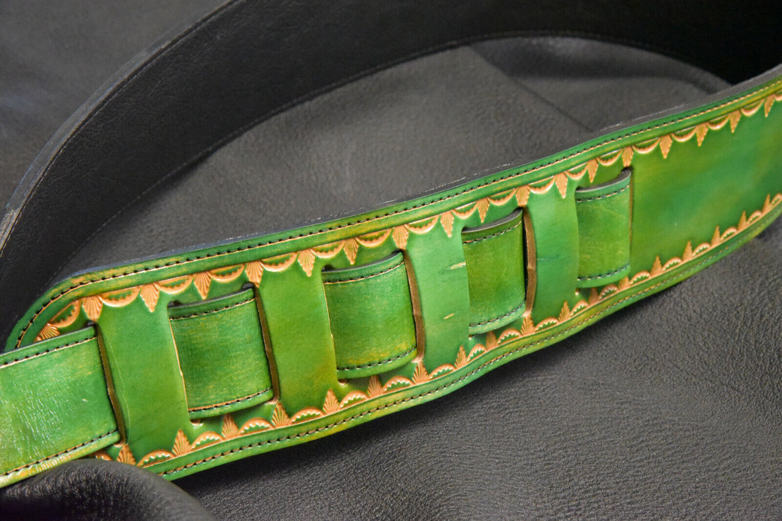 Emerald Green & Black Dragon Skin Padded Leather Guitar Strap 