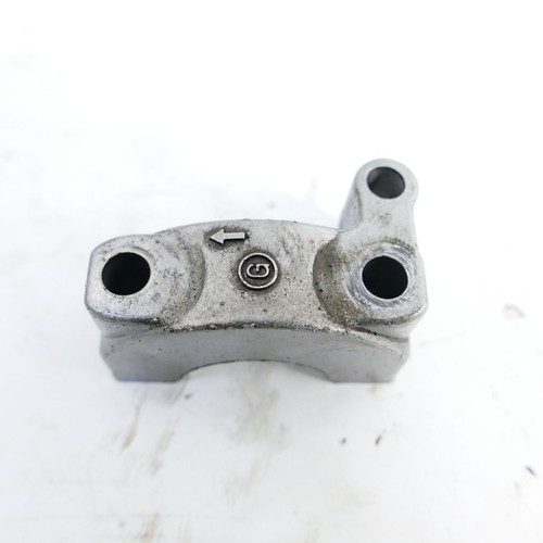 Kawasaki GPZ 500 S Nockenwellenbock Zylinderkopf Motor Halter 62768
