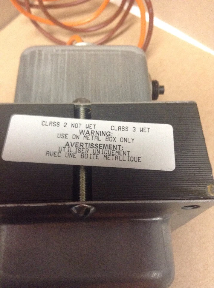 JOHNSON Y66T13-0 WEIL MCLAIN LGB TRANSFORMER 120/208-240VPRIMARY 24V-75VA SECOND - Image 3 of 3