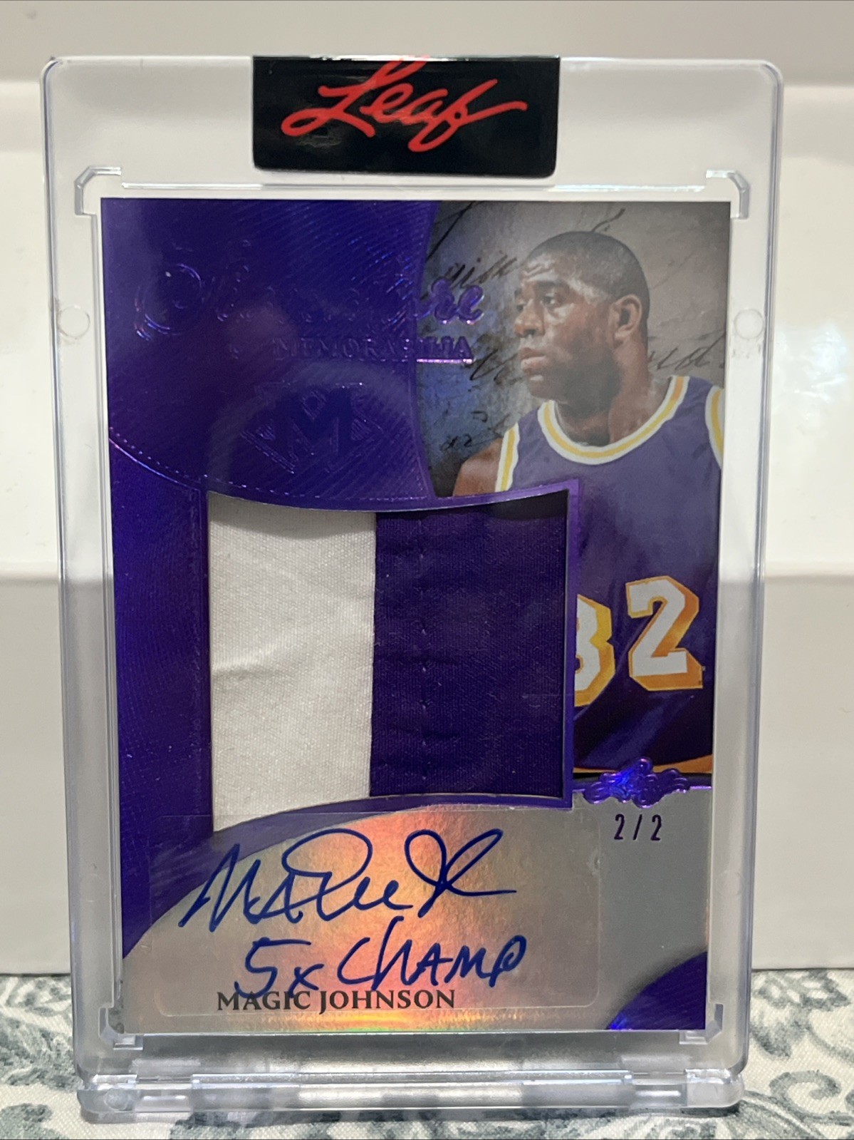 2026 leaf magnificence memorabilia magic johnson game used patch auto /2