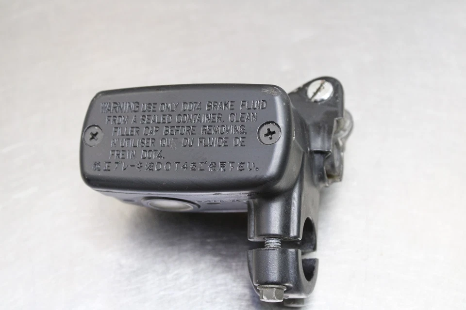 01-06 HONDA CBR600 F4I FRONT BRAKE MASTER CYLINDER 45510-MBW-016 Foto 2 de 4