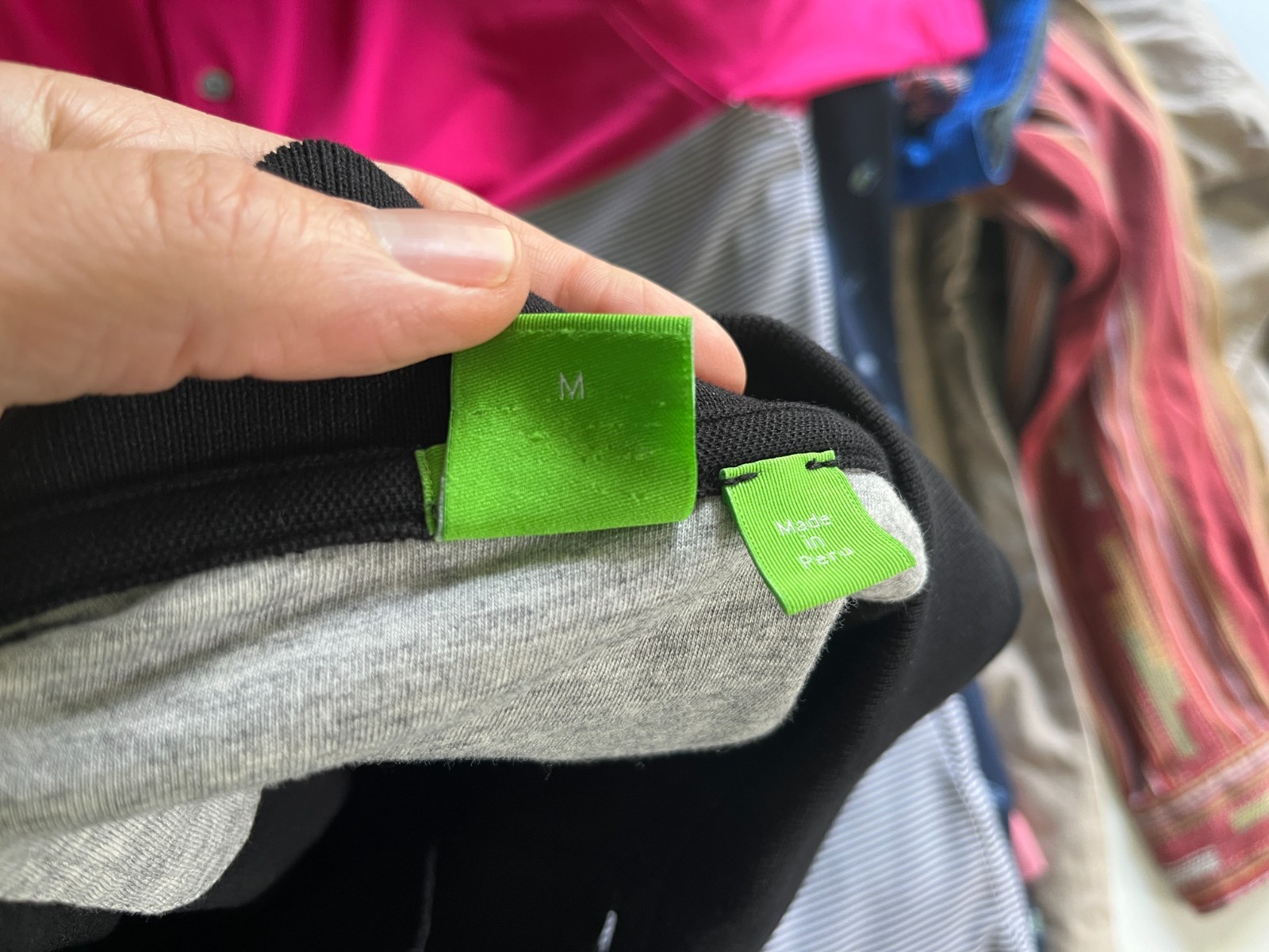 HUGO BOSS Men's jet black Modern Fit short sleeve golf polo shirt Medium M EUC thumbnail 5