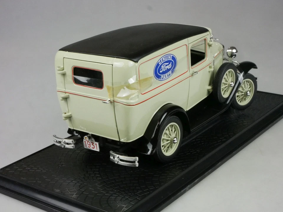 Signature Models 1/18 1931 Ford Delivery Truck Genuine Parts 18137 Box 132924 - Bild 4 von 4