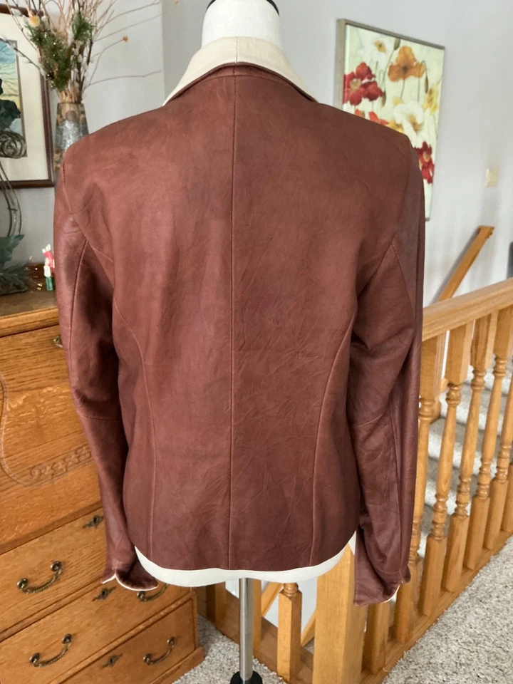 Chaqueta de cuero italiana Vera Pelle de dos tonos para dama Foto 4 de 4