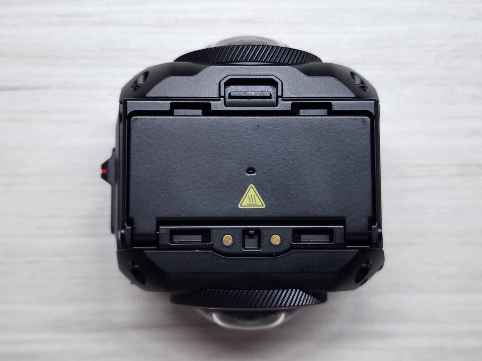 Garmin VIRB 360 Camcorder Black in Original Box - Image 4 of 4