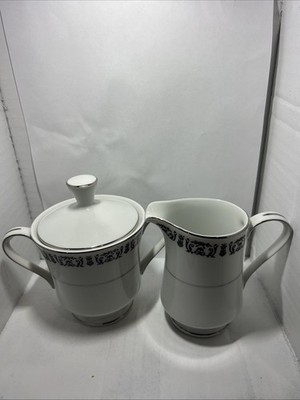 Vintage Treasure Chest MAJESTIC Pattern 3001 Creamer & Sugar Bowl