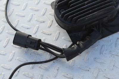 Harley-Davidson レギュレーター 74540-01 Harley Davidson Genuine Black Voltage Regulator Rectifier 74540-01
