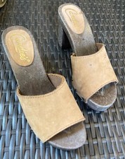 Vintage CANDIES Tan colored Clogs Plaftform Hippie Shoes Slides Size 7