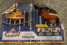 Jurassic World Dominion Pyroraptor Ultimate Motion Sounds New/Damaged Box