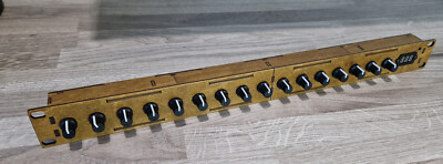 19'' Rackmontage 16 Regler USB MIDI und DIN MIDI Controller 1HE
