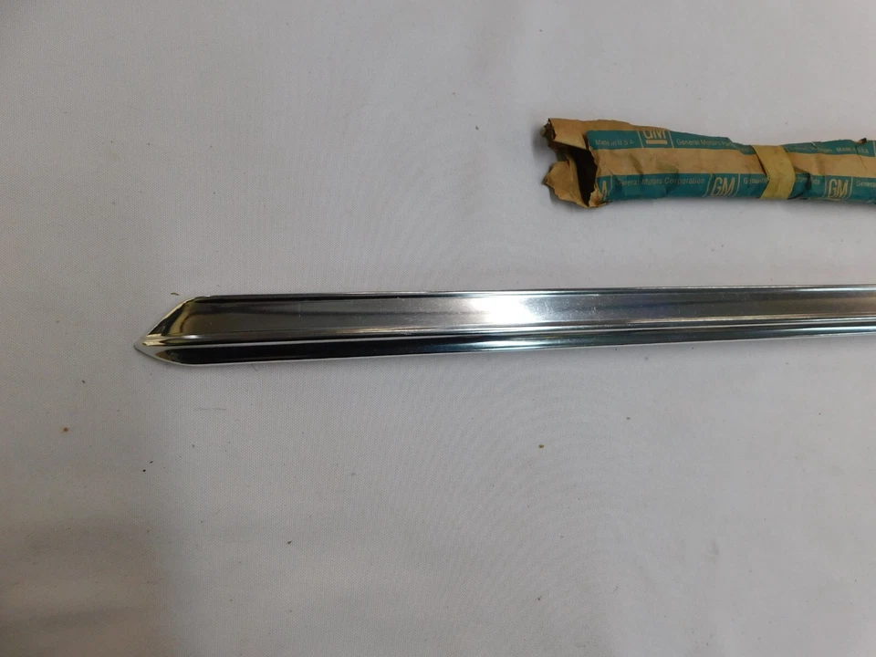 NOS 原始设备制造商 GM 1970 雪佛兰雪佛兰 Caprice 挡泥板成型装饰 Impala — 第 2/4 张图片