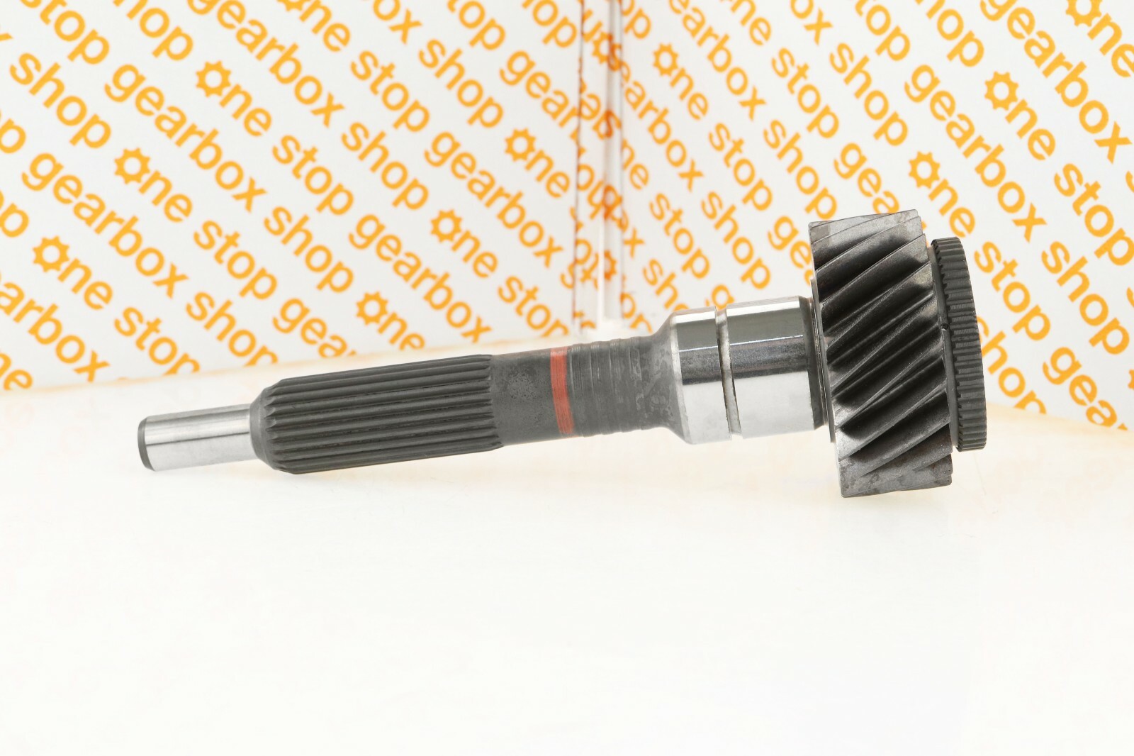 FORD MT82 INPUT SHAFT 22 TEETH 4 LINE MANUAL TRANSMISSION 2076558