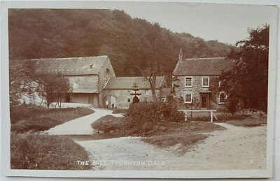 Die Mühle, Thornton Dale. Nr. 5. W. Bramley. Echtfoto. Postkarte.