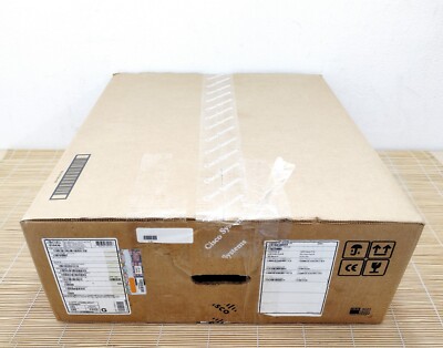 Neu Cisco WS-C3650-48PQ-E 48 10/100/1000 Ethernet PoE+  4x10G IP Serv 2x PSU NEW