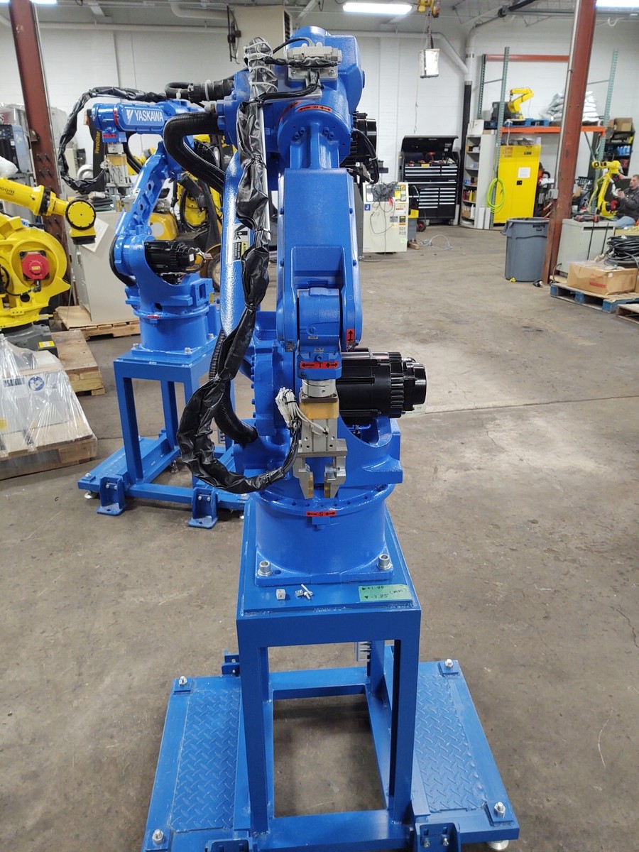 Yaskawa Motoman MH6-10 Robot With DX100 pendant, gripper, riser