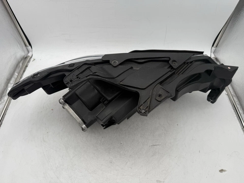 Faro conductor izquierdo Chevrolet Traverse 2018 2019 2020 2021 XENON HID OEM  Foto 3 de 4