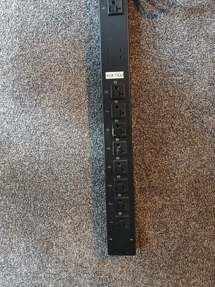 APC AP7930 120VAC | 16A | 50/60Hz Switched Rack Power Distribution Unit - Image 4 of 4