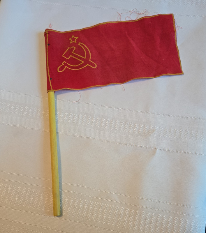 Vintage USSR Soviet Union Stick Flag 6x8 Red Cloth Banner Wood Staff Lenin Era