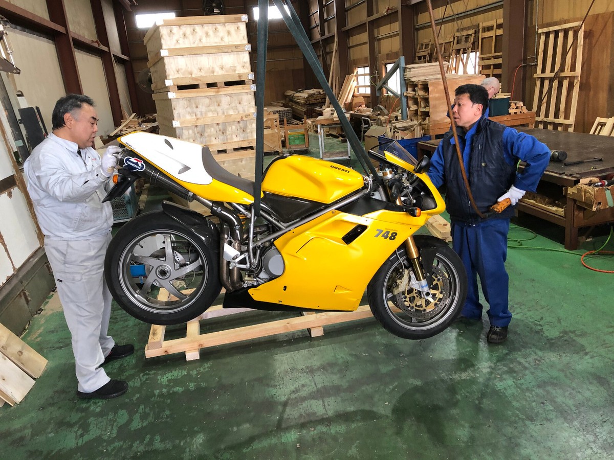 ミナミ Kawasaki ZXR250