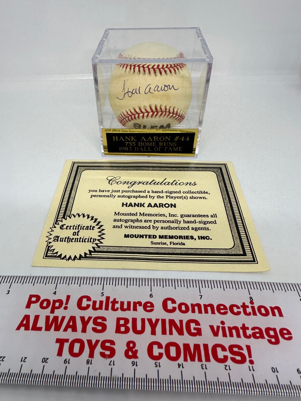 Hank Aaron Autographed Signed Baseball HOF 1982 In Display With Legit COA 