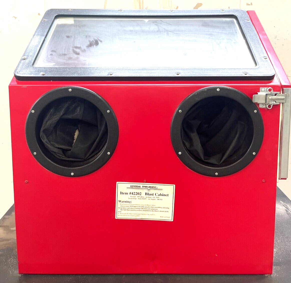 Central Pneumatic Abrasive Blast Gloves Matttroy