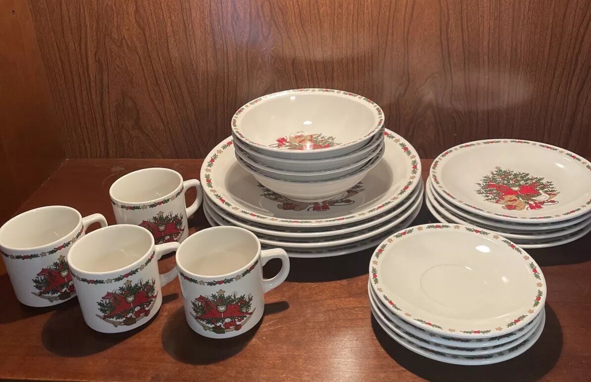 Vintage Ten Strawberry Street O' Christmas Tree Dinnerware Service