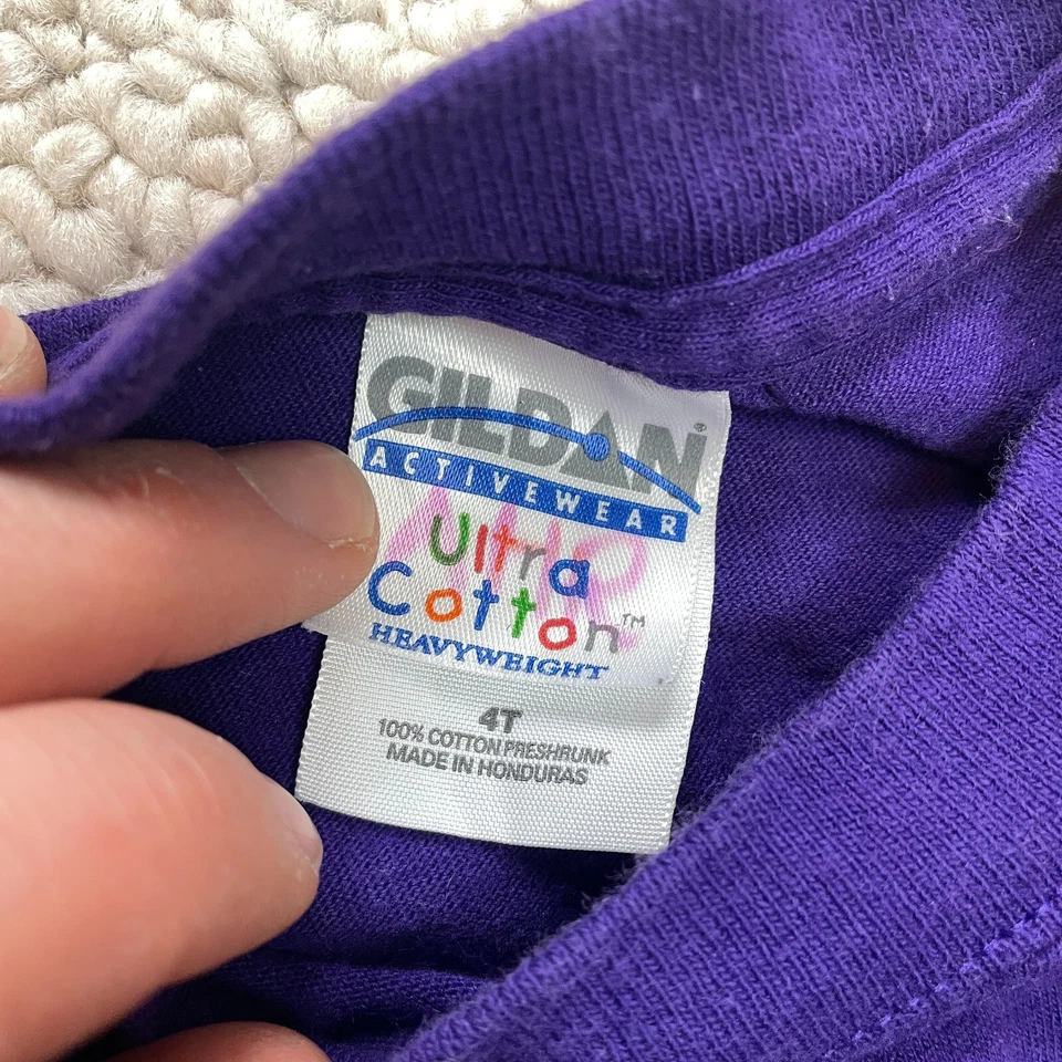 Camisa Gildan Activewear Ultra Algodón Juvenil 4T Crew I'm a Player SadieDey's Café Foto 3 de 4