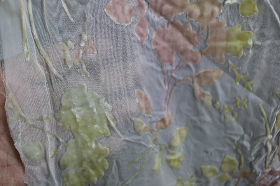 Stunning Vintage Sheer Flocked Fabric Material Fancy Pastel Ombré Floral Fuzzy - Image 4 of 4