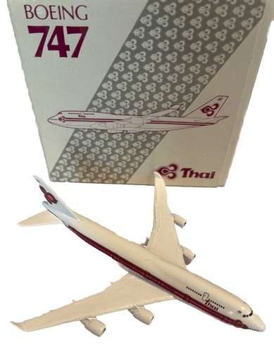 Schabak Thai Airways Boeing 747 1:600 Scale Diecast Model Aircraft 921/49