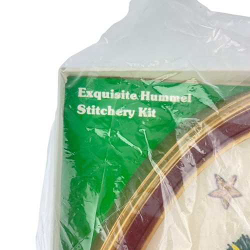 Paragon Hummel Needlepoint Stitchery Holiday Angel Kit 65-31 Wreath of Candles - Picture 4 of 7