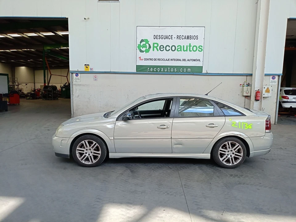 5989070241 ENFRIADOR ACEITE MOTOR / 5650951 / 5234174 PARA OPEL VECTRA C GTS Z0 - Imagen 4 de 4