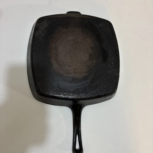 Vintage Wagner Ware Cast Iron  Square Skillet 11"x11" Good Used Condition