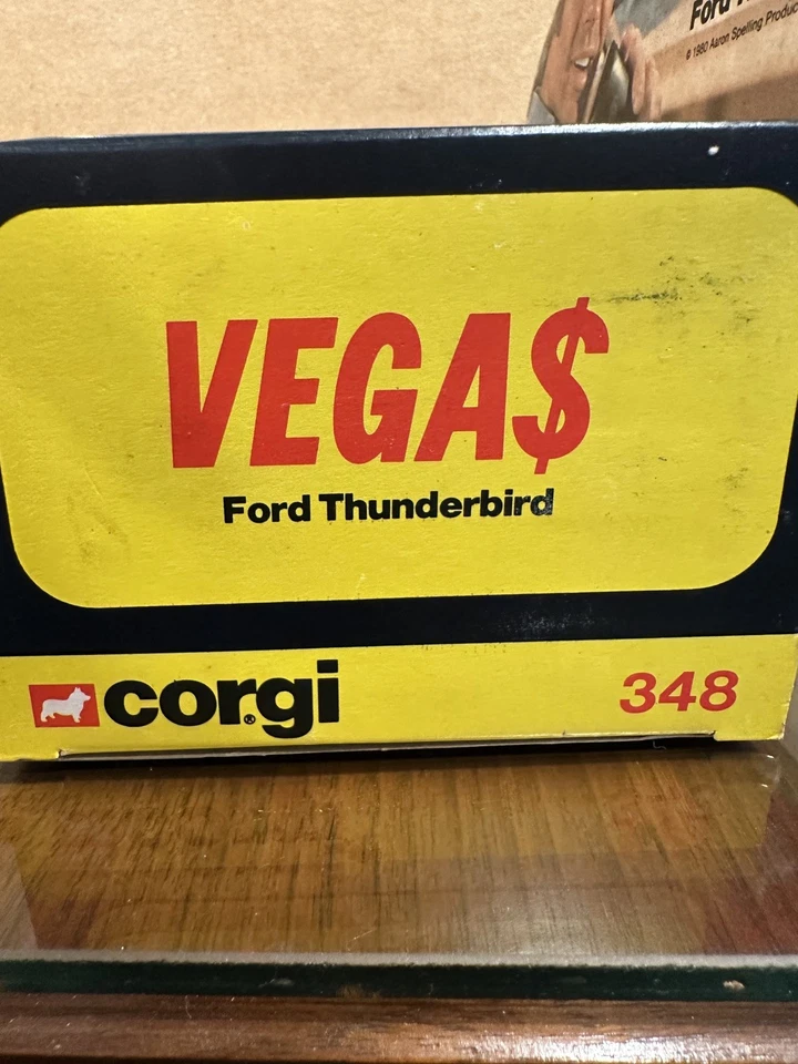 CORGI 348 VEGAS FORD THUNDERBIRD VTG Car Red W/ Original Box - Image 3 of 4