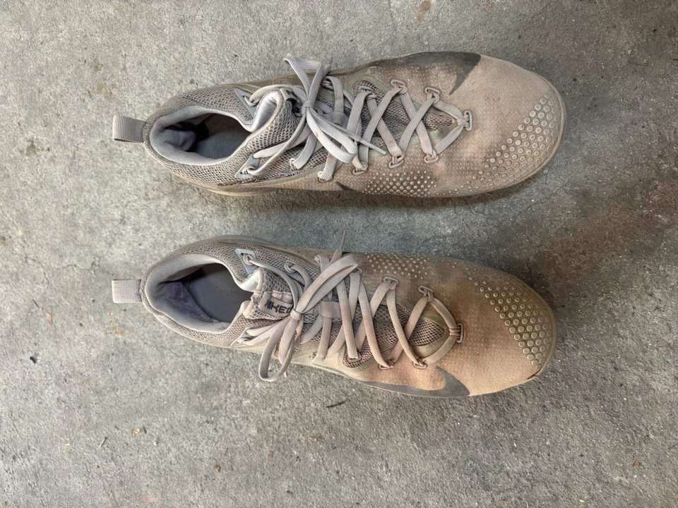 Botines de béisbol Nike de metal Foto 3 de 4