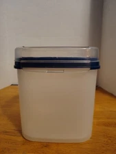 Tupperware Modular Mates Bread Saver w/ Insert Blue Ring Flip Top 17 Cups #1621