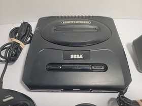 Sega Genesis Model 2 - MK-1631 Original OEM - Tested/Works W/ Cords & Controller