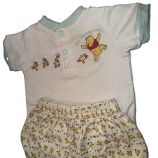 Vintage Winnie The Pooh and Friends Baby Ducks Official Disney Set 0-6 Months