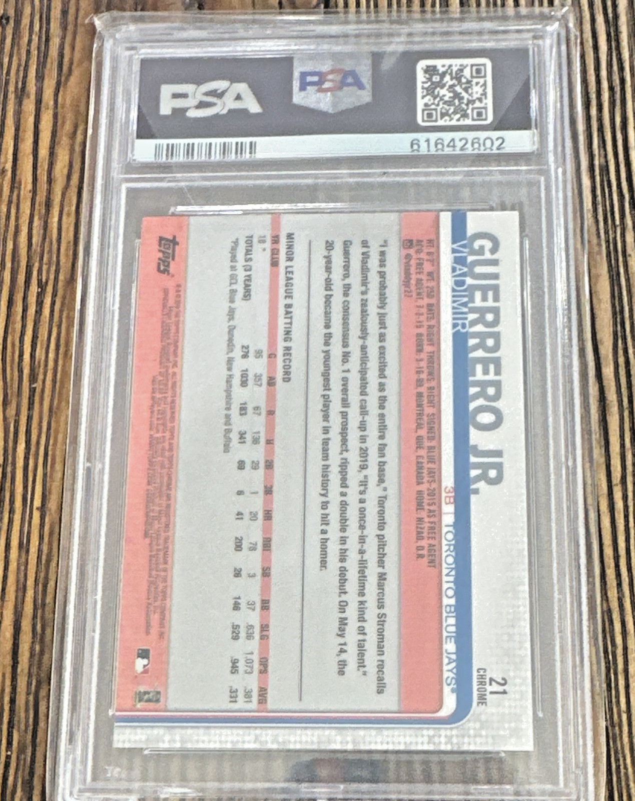 Topps 2019 Chrome Update Vladimir Guerrero Jr. Rookie Base #21 PSA 10 Blue Jays view 2
