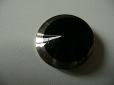 1 Button قديم للمقتنيات Glass أسود و فضي