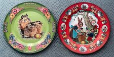 💥 2 Osterteller / Schalen / Blech / f. Gebäck / Ostern / Osterhase /rot grün 💥
